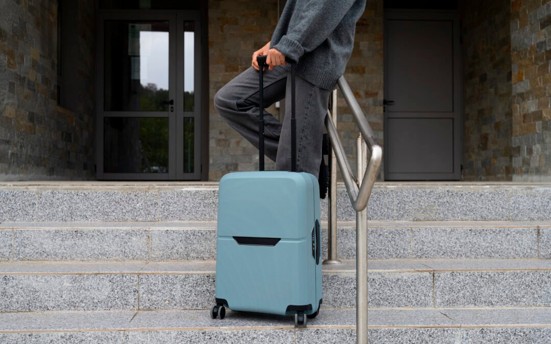 Suitcase Storage at Victoria Station